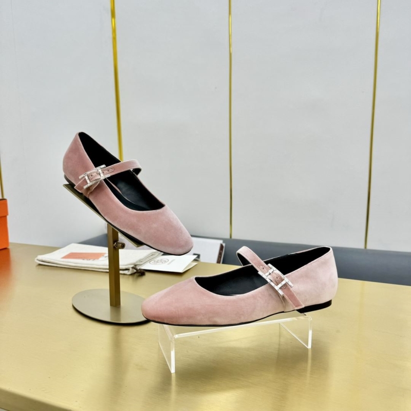 Hermes flat shoes